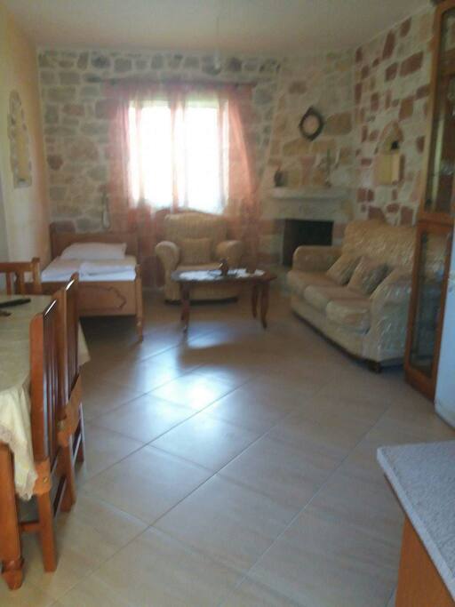 livingroom&kitchen