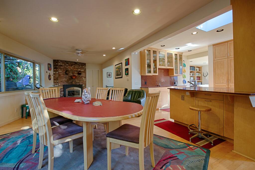 Dinning Area with Fireplace
