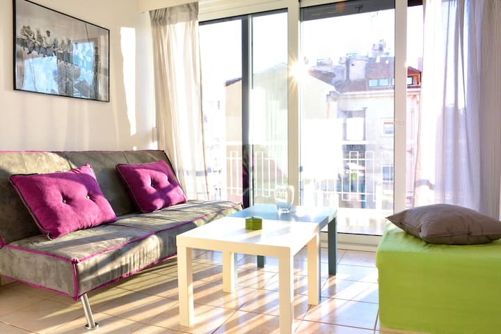 Adorable flat next to Marina Alimou