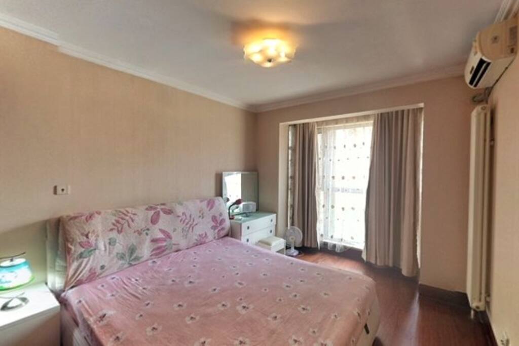 big bed room