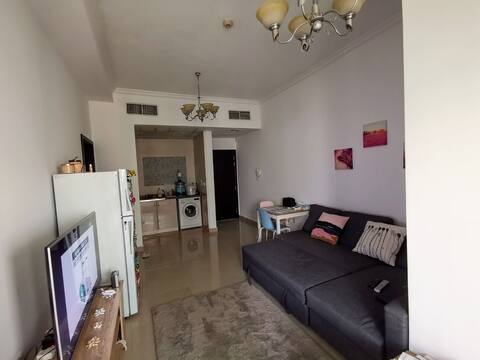 1 bedroom for 3 months from 1st Sep  in Dubai JLT