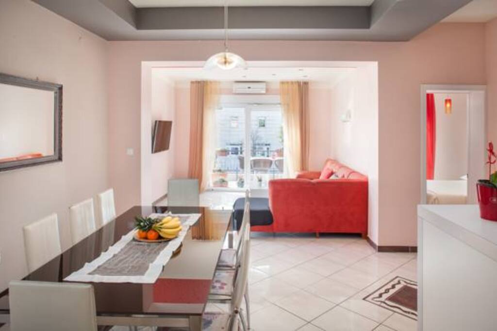 dining table, living room
