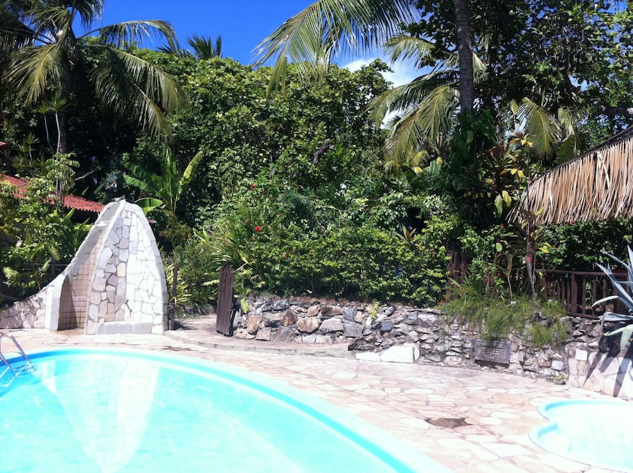 Shared Swimming pool/Piscine/Piscina compartilhada