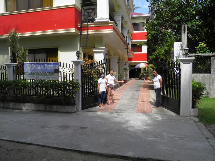 Main gate entry