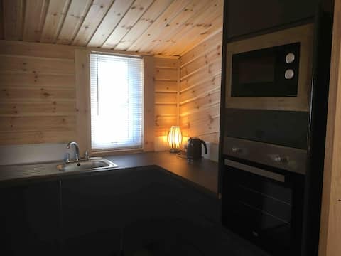 Popular Airbnb listing: Chalet In The City with Hot Tub. in Inverness South