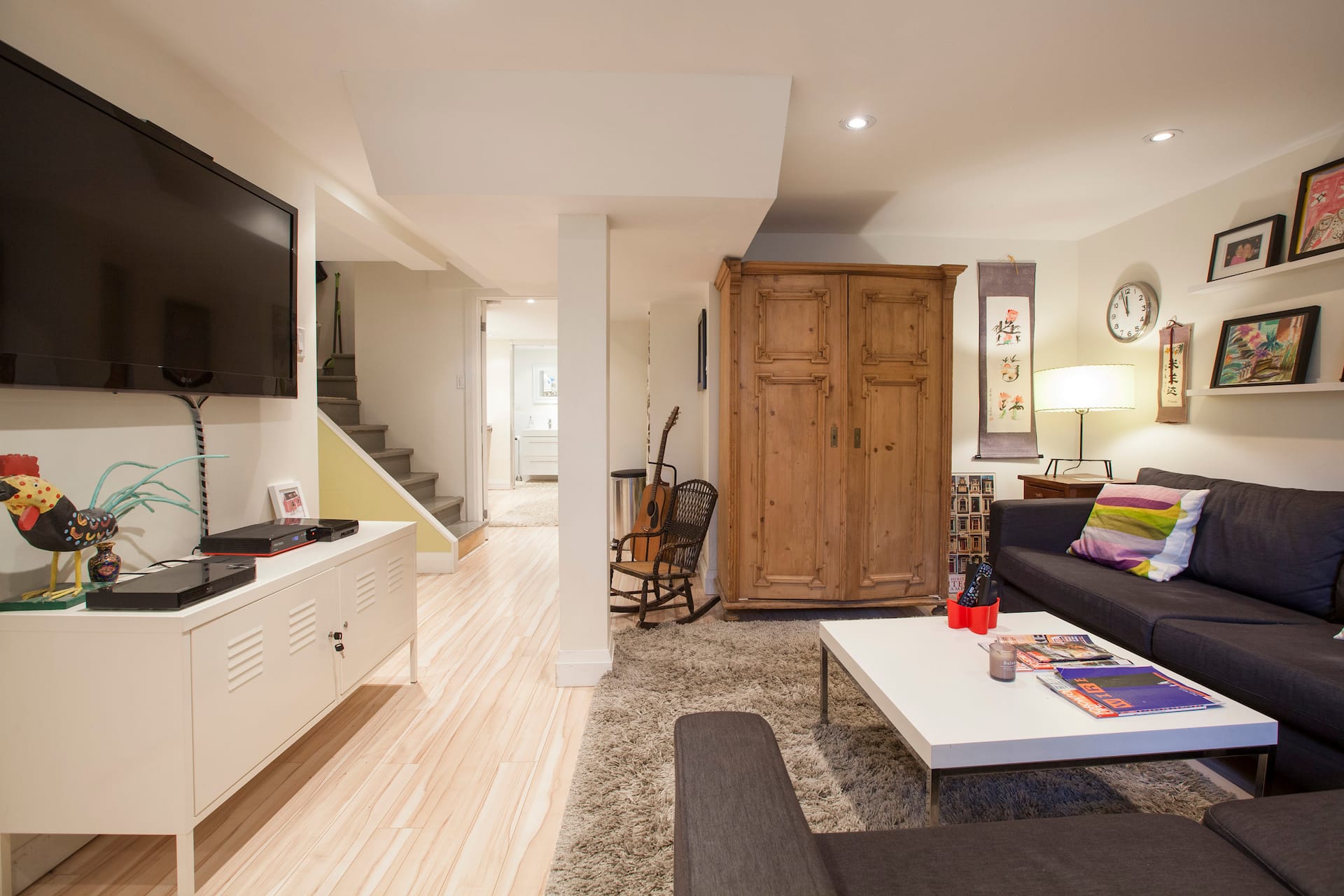 Modern Apartment in Popular Roncesvalles Village