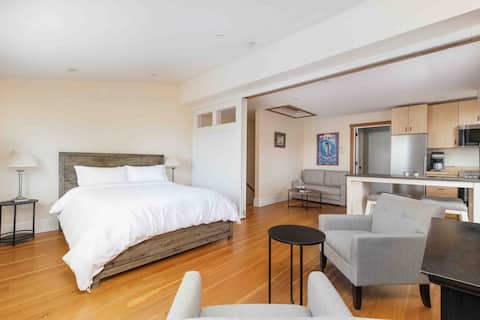 Pedro Point Penthouse