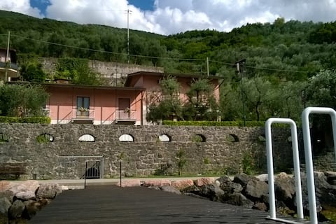 Villa with private pier on the lake.All Exclusive.