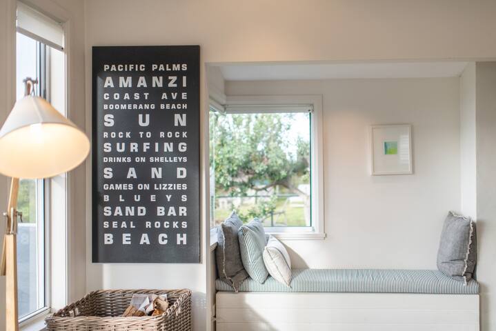 Amanzi – Beachfront at North Boomerang Beach gallery image 2