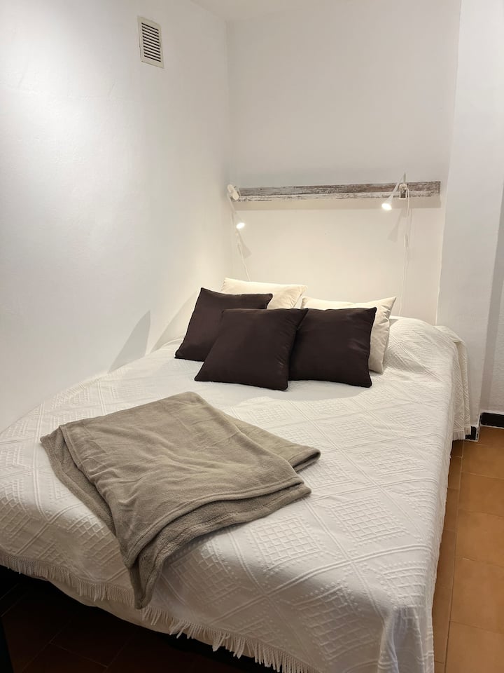 غرفة النوم السفلية، 135 سم سرير 