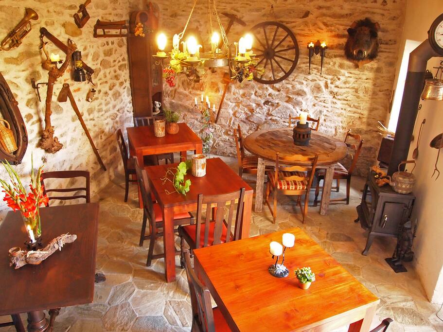 Frühstücksraum/Weinstube
