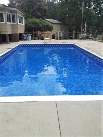 Relaxing River Oasis with Pool and Hot Tub gallery image 3