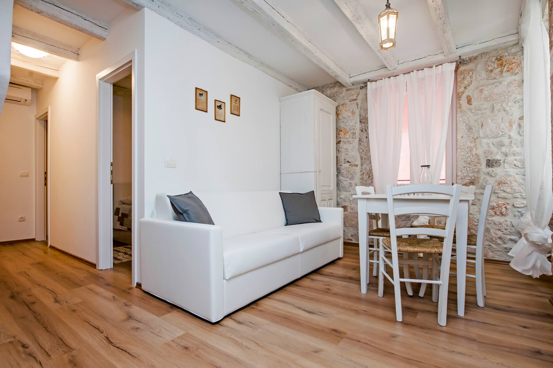 Nice Cozy Apartment CASA ROCCIA BIANCA - Sun