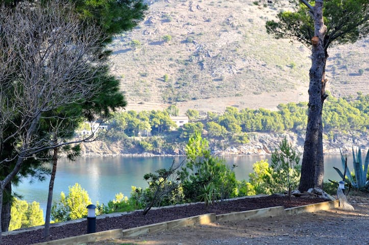 Casa Montjoi. 400m playa. Parque natural. Familias