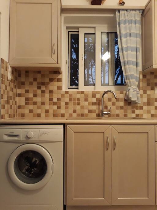 Kitchen (1)
