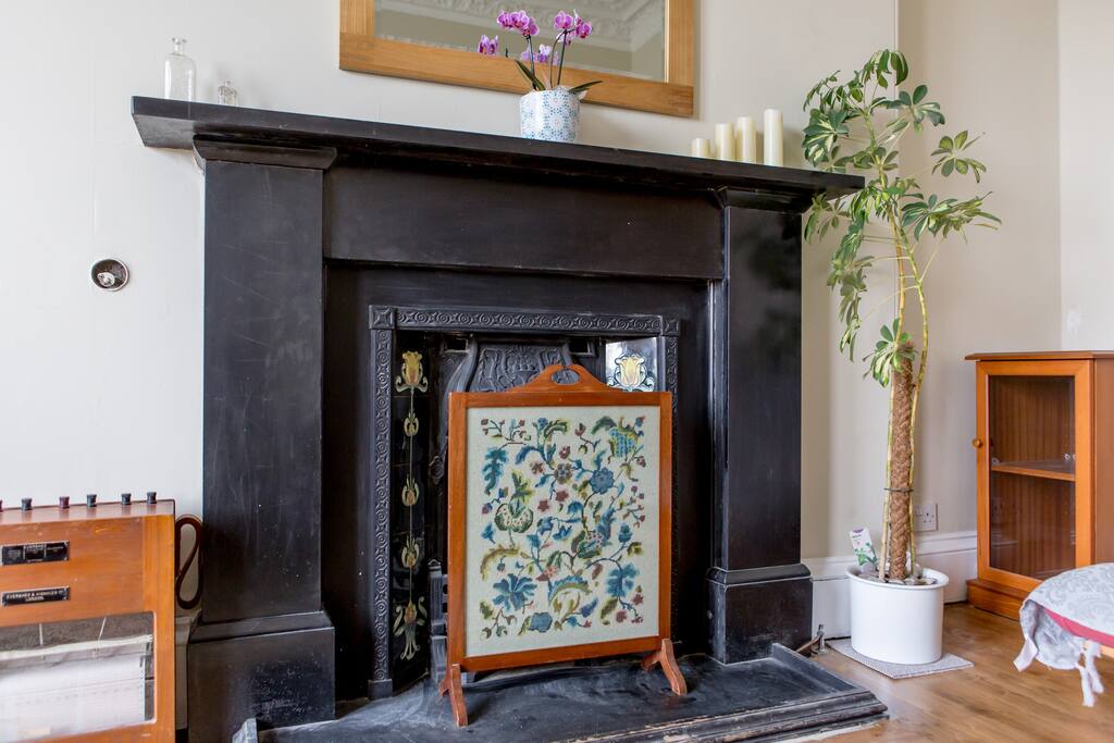 Plenty of traditional Victorian features