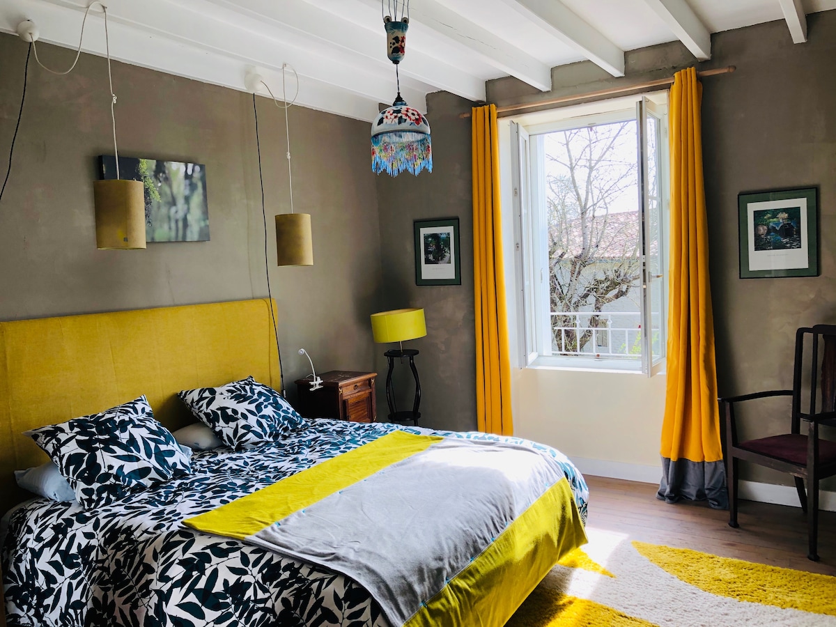 lit 2X90X 200
chambre 3