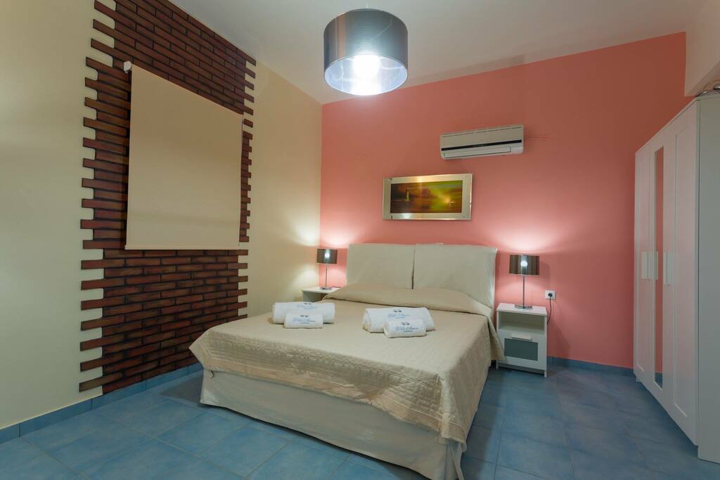 Big room few minutes before your arrival