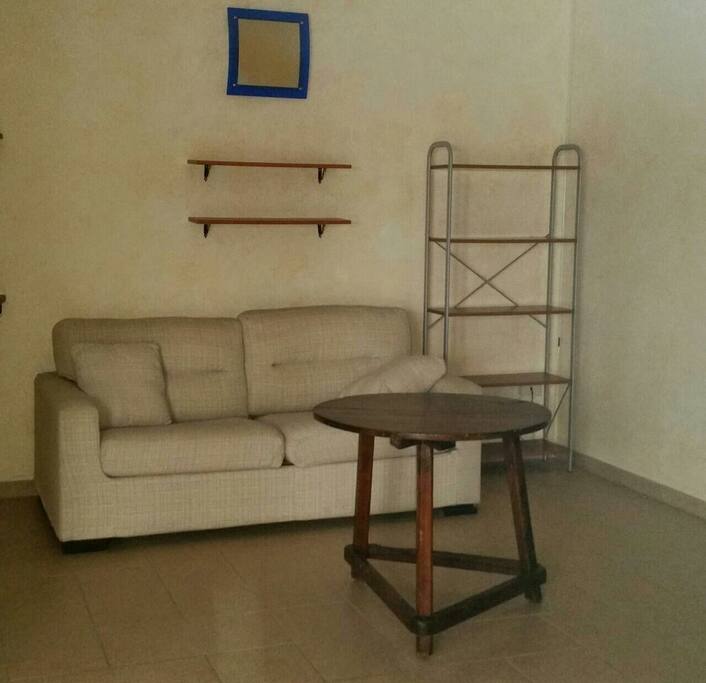 divano letto chiuso
