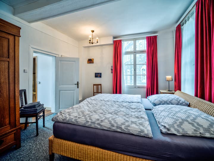 Dormitorio 1 con cama doble