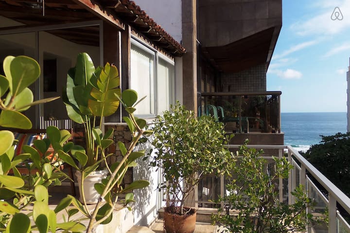 Spacious Penthouse in Ipanema