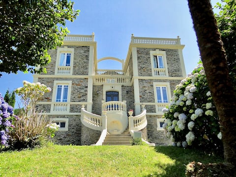 Colonial Indian style home Villa Auristela