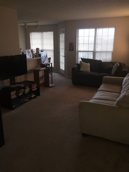 Living Room, Smart TV, Full Sofa, Love Set/Sofa Bed
Sorry for the dark photo room doesnt have light fixture (lamp/natural light)