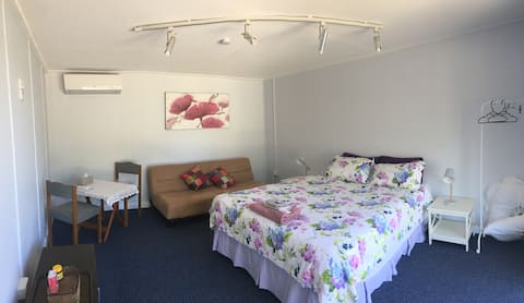 Denicull Creek Holiday Rentals Homes Victoria Australia Airbnb Denicull Creek Holiday Rentals Homes Victoria Australia Airbnb