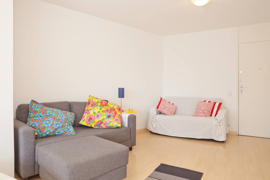 Sofa cama, mais um sofa com puff