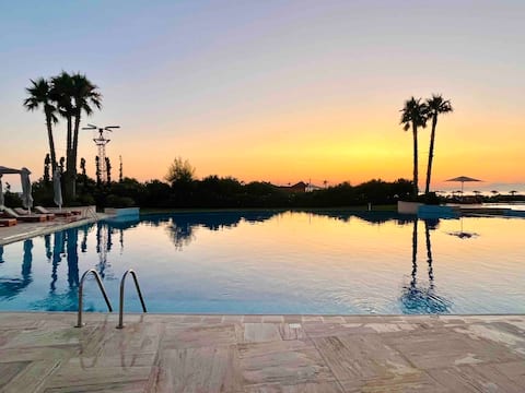 Beach, Pool & Garden Apartment