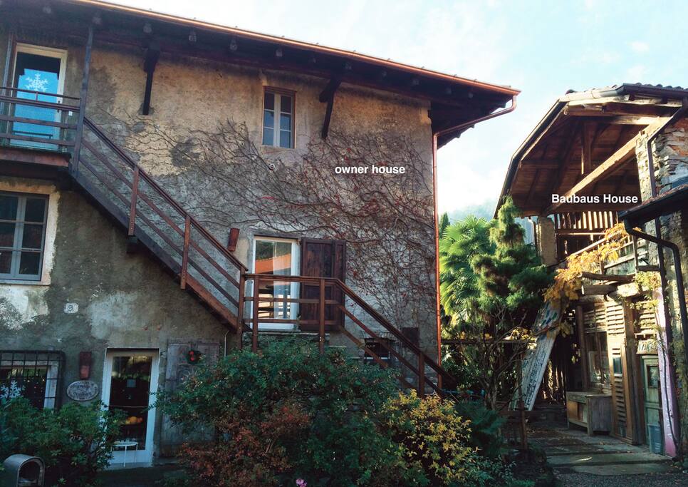 Exterior view of the location. Vue extérieure.