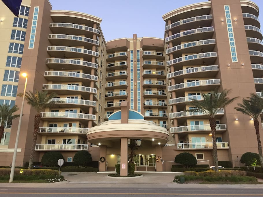 Building - front/westside
