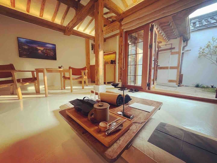 이호소락/Exclusive Hanok / Outdoor Bathtub/ Kitchen - Seoul