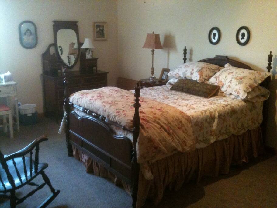 English Bedroom