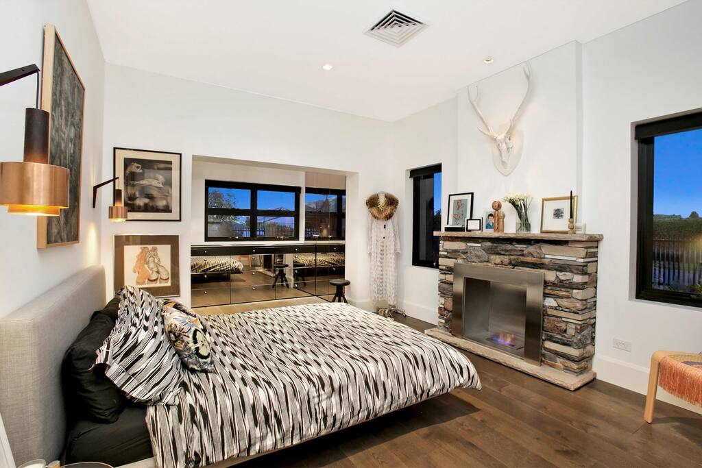 Main bedroom