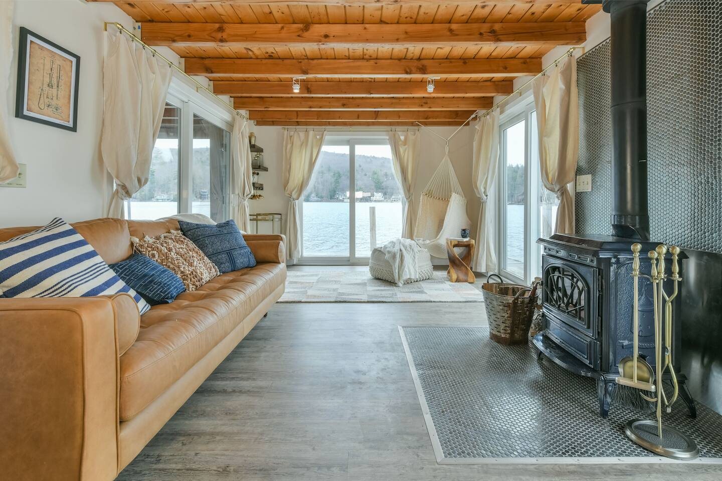 Lake Sunapee Overwater Cottage Instaworthy Decor Cottages