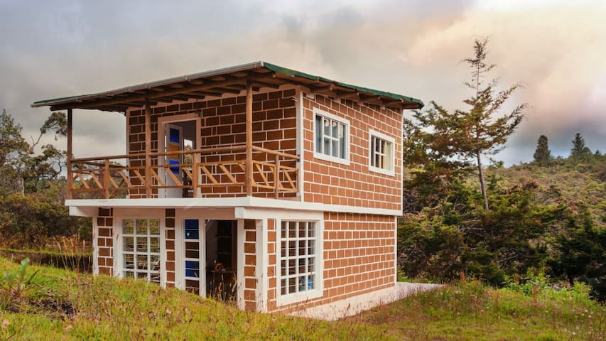 casa de campo en santa elena jardin