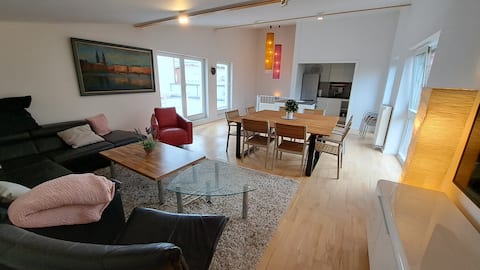 5 bedrooms with 6 beds + 3 bathrooms + roof terrace