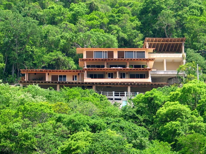 "La Escollera" Suite with view and Jacuzzi on terrace