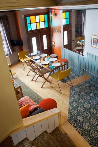 Two Neighboring Houses | 4 Bedrooms, 4 Bathrooms gallery image 3