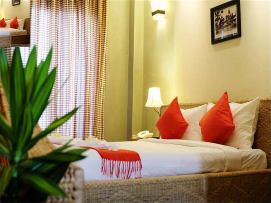 King bed room