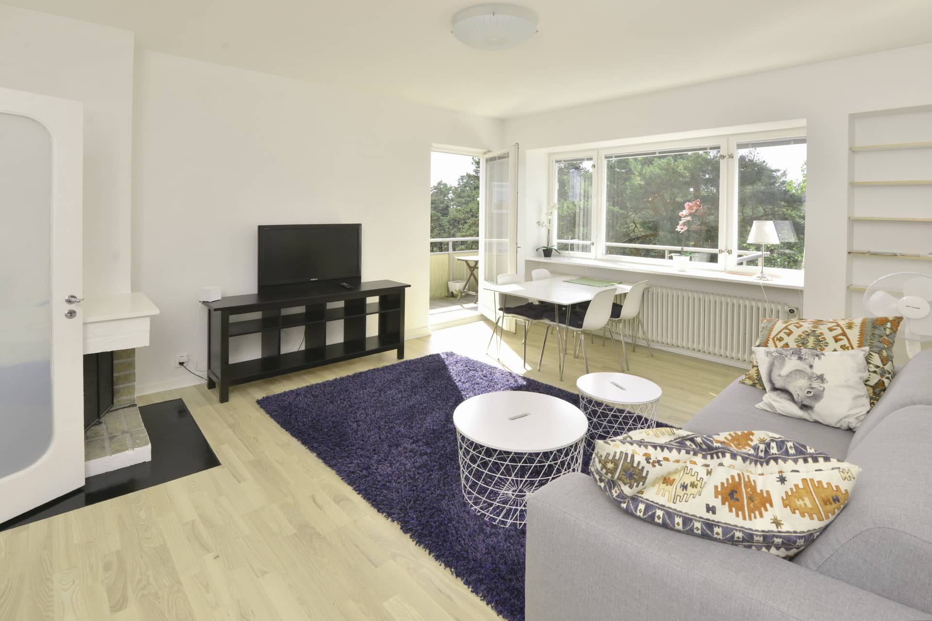 3 room apartment. Green area, close to inner city.