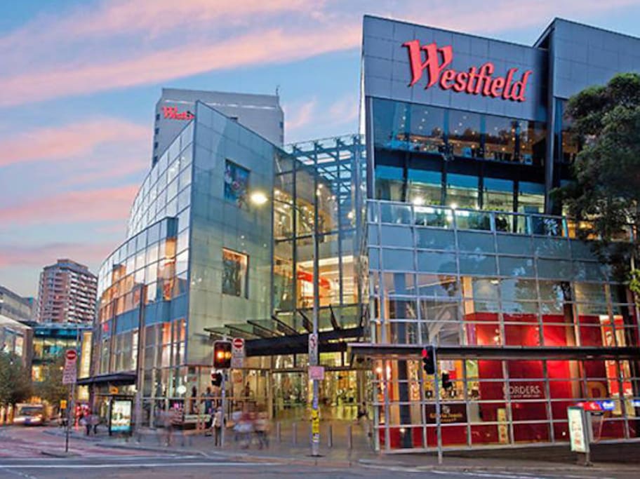 Bondi Westfields is only a 5min walk from the apartment