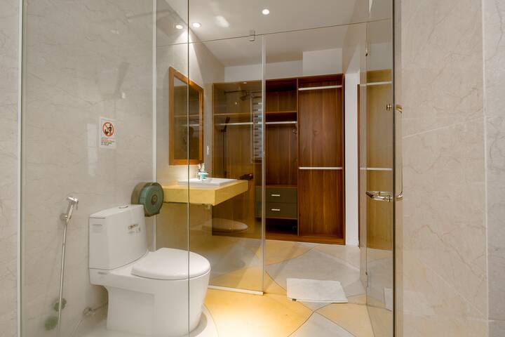 Hình ảnh Phòng tắm đầy đủ 2 1