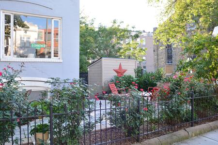 Adams Morgan One Bedroom Retreat