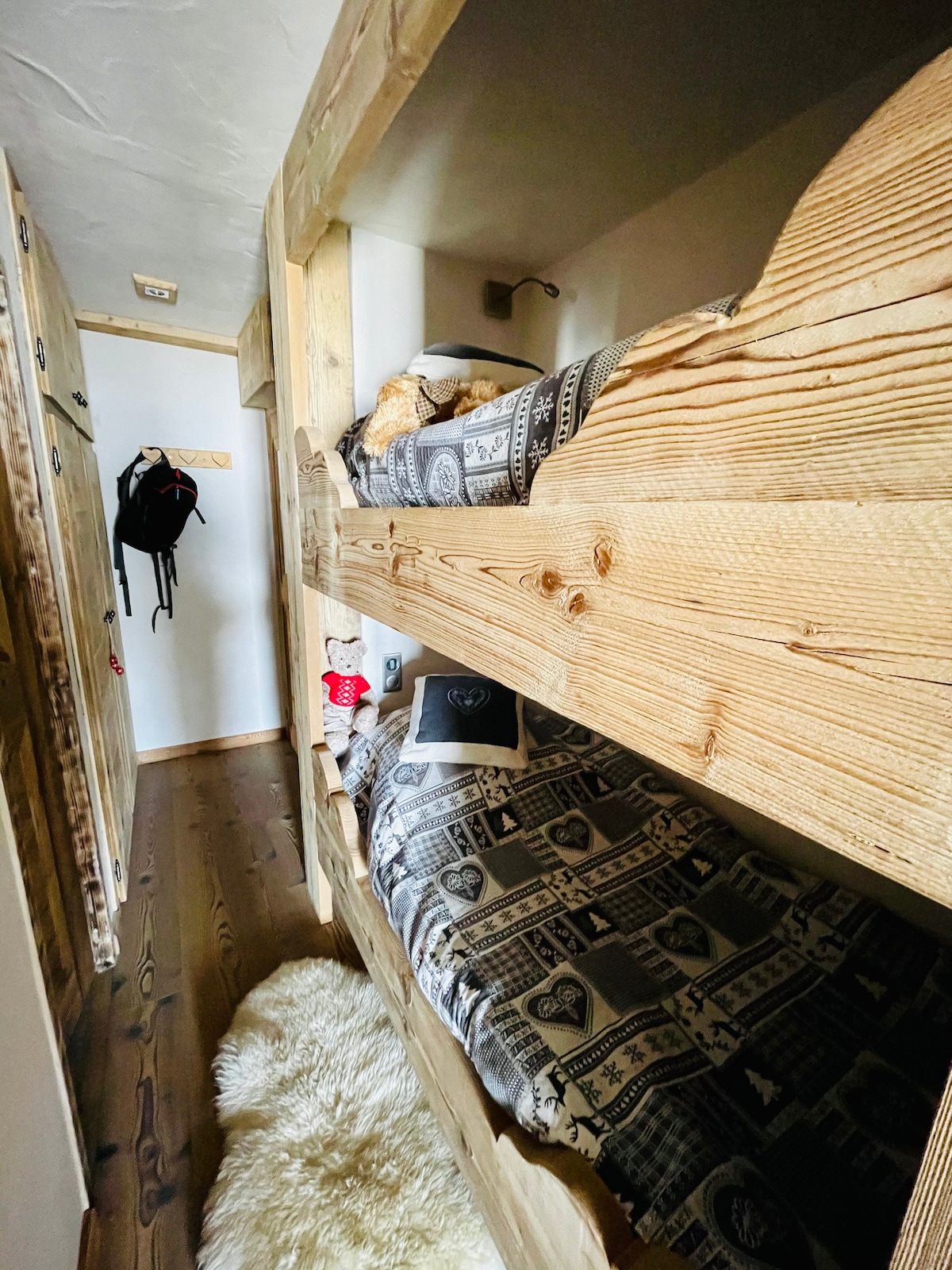 เตียงสองชั้น 