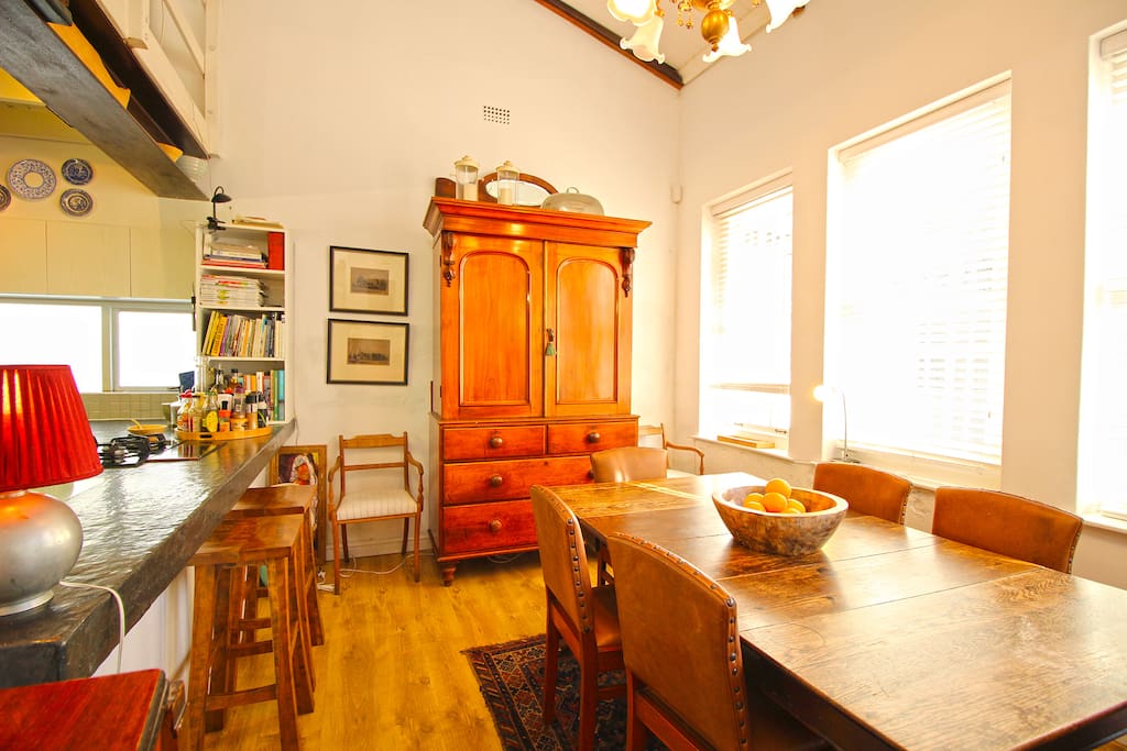 Open plan kitchen and dining area