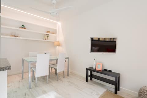 Top Airbnb: Pedregalejo, Malaga, Estropada 1 in Pedregalejo