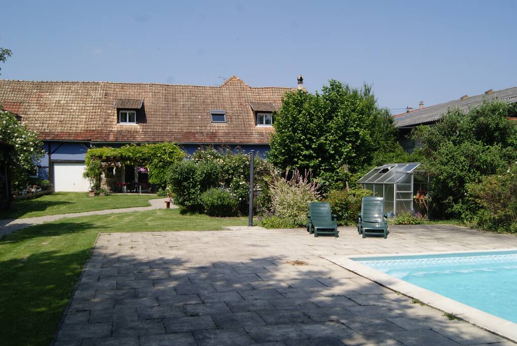 La piscine aux beaux jours