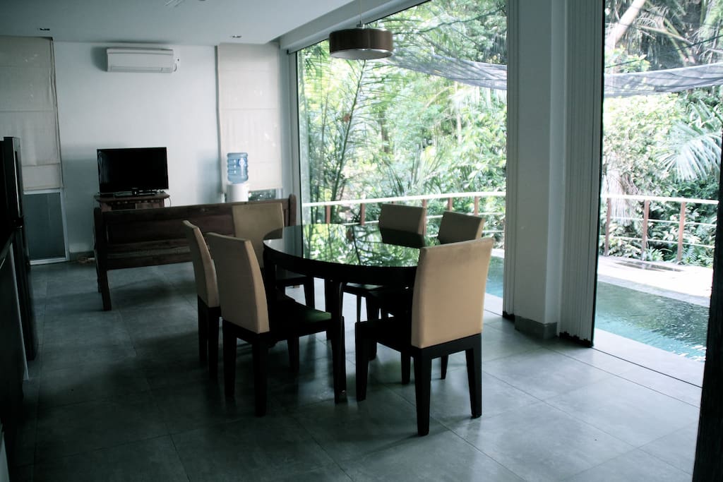 dinning hall first floor